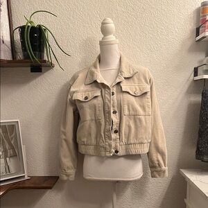 Cream Cropped Jean Jacket with Classic Collar